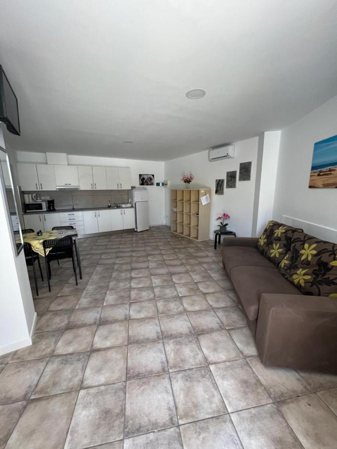 San Agustin Apartments , Close To The Beach, With Pool! San Bartolomé 外观 照片